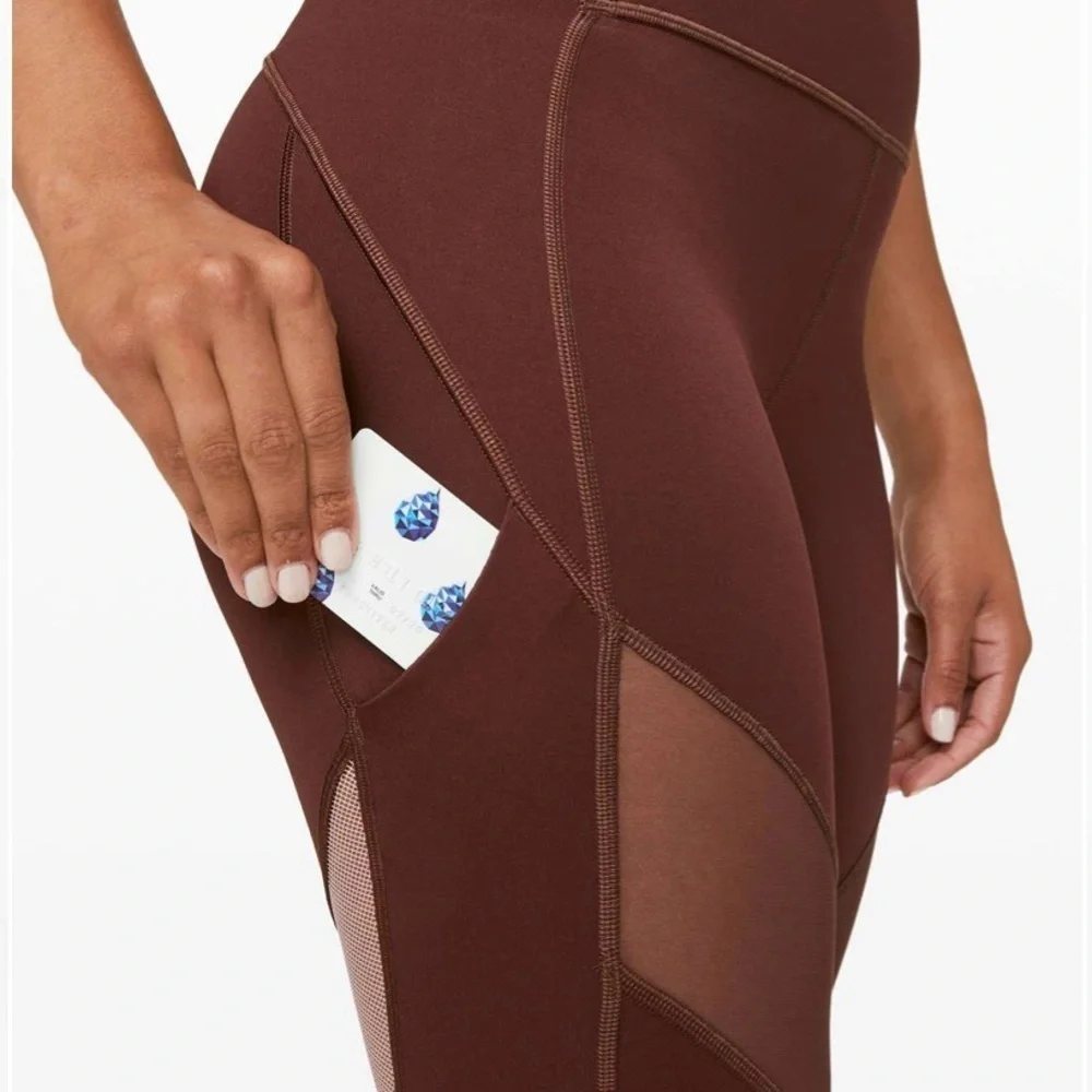 Lululemon X Barry’s Stronger as One High Rise Tight in Midnight Maroon, Size 4